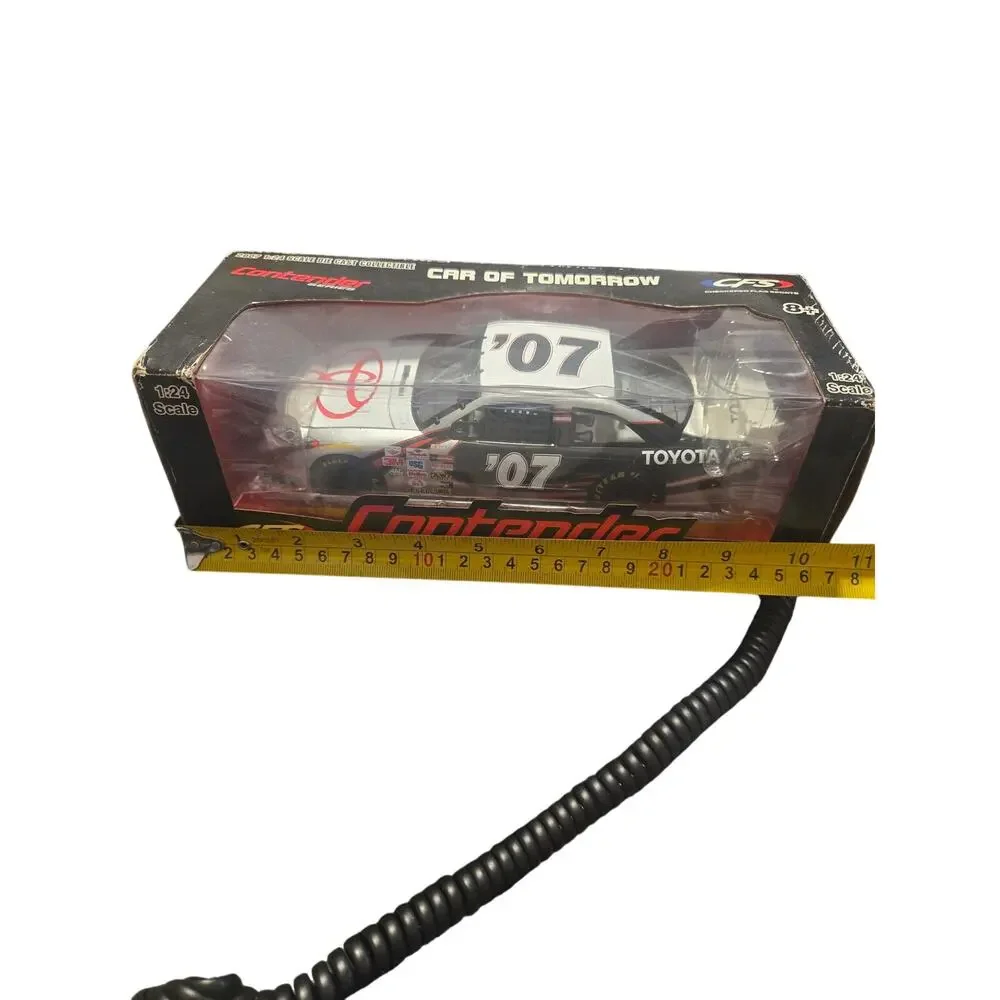 2007 CFS Car of Tomorrow Toyota '07 Fantasy 1:24 Contender Series NASCAR